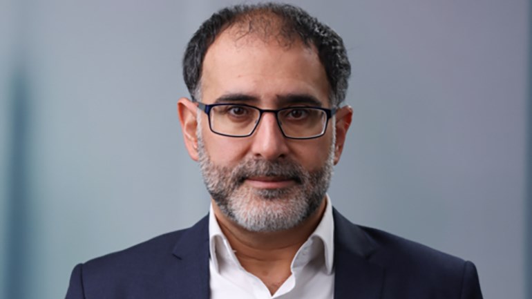 Portättbild av Dr. Behrang Kianzad