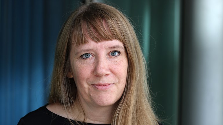 Porträttbild av Mikaela Herbert