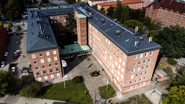 Byggnaden Klerken där Odontologiska fakulteten håller till.