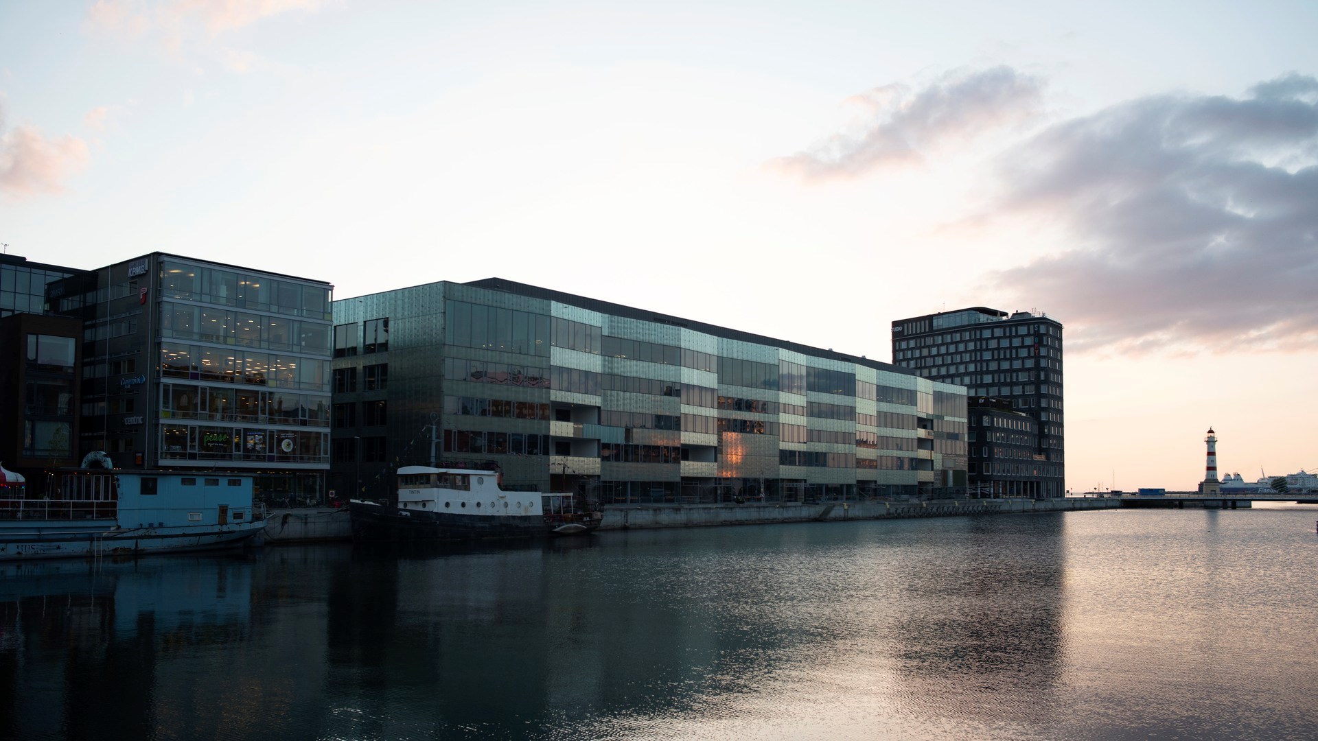 Applications and admissions | Malmö University