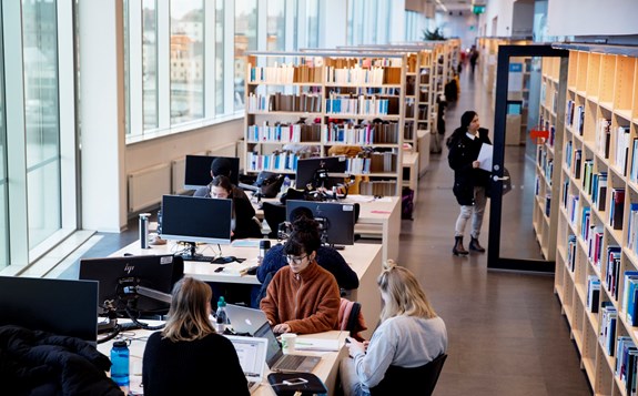 husie bibliotek öppettider