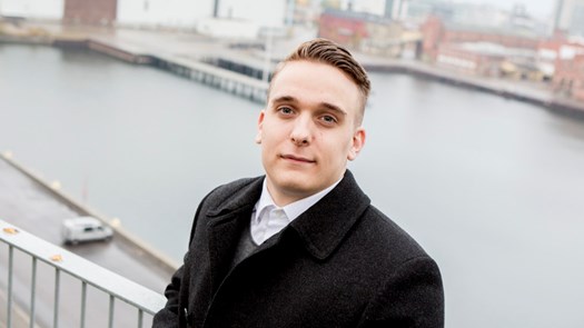 Edoardo Iacobelli som läser mänskliga rättighter i vid Malmö Universitet.utbildningskatalog, EDU