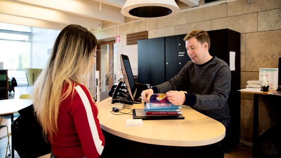 Biblioteket på hälsa och samhälle Malmö Universitet