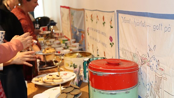 Vernissage, Gröna vågor och röda stugor i Forskarnas galleri