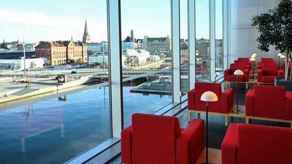 Tyst zon i orkanenbiblioteket.